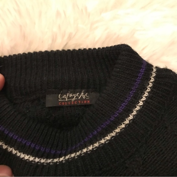 Women’s vintage sweater, size medium. - Picture 3 of 5